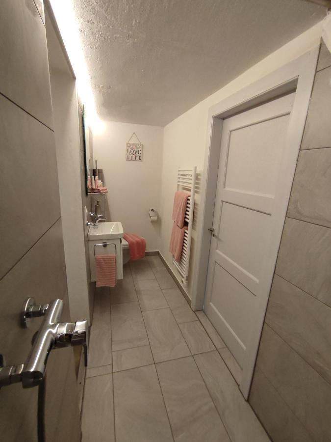Bed and Breakfast La Parenthese Reconvilier Exterior foto